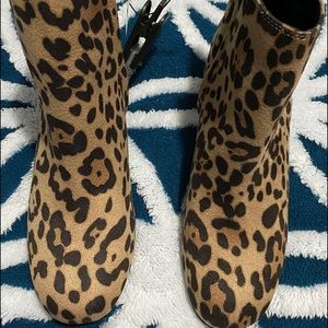 Time and Tru Women's Mid-Calf Boot, Leopard Print Size 9 - Heels 2.5 inch